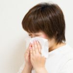 秋の花粉症の症状や特徴 風邪との違いは?ピークいつからいつまで?